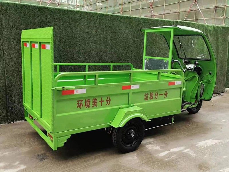 六桶尾板垃圾轉運車